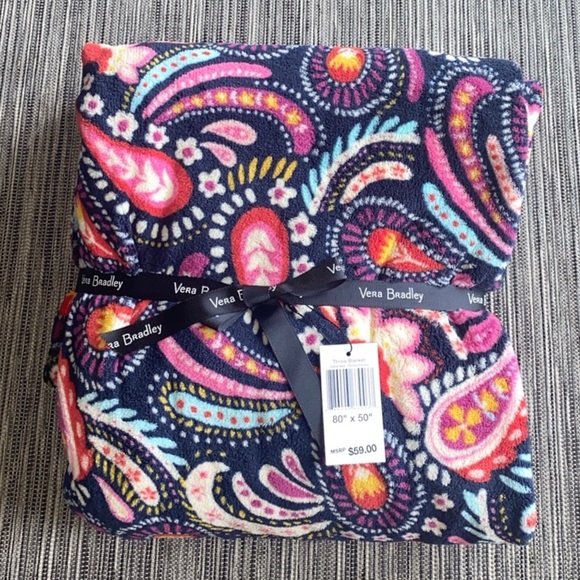 Vera Bradley Bedding Nwt Vera Bradley Throw Blanket Poshmark